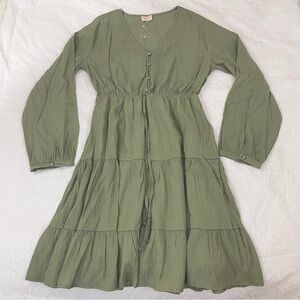 NWOT Hayley & Co Green Long Sleeve Dress Women’s Sz. M